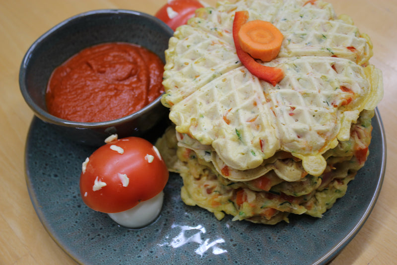 Gemüsewaffeln mit BioKids Tomatensauce