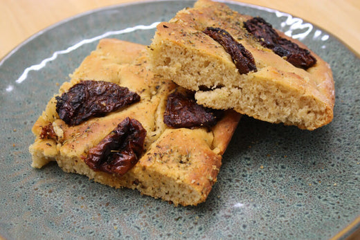 Focaccia mit Tomaten