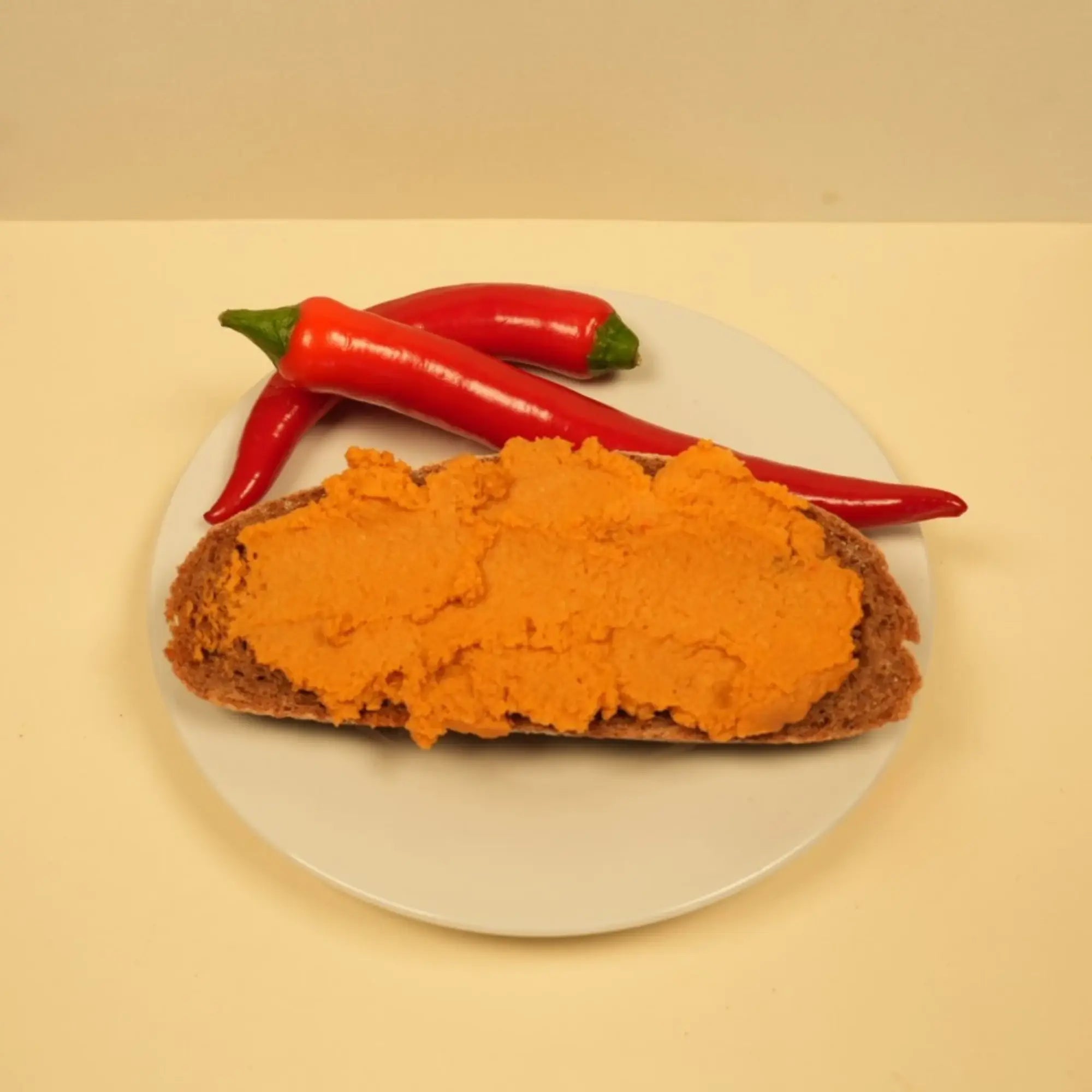 biozentrale Aufstrich Hummus Chili